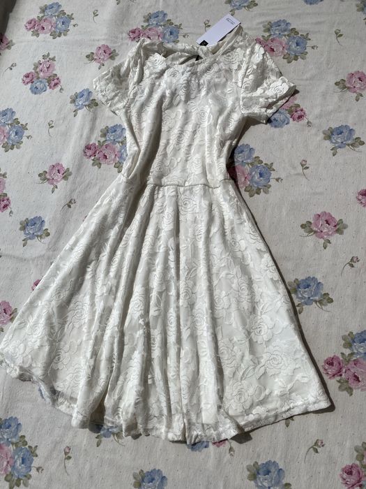 Biała sukienka krótka koronkowa XXS 32 XS 34 nowa coquette