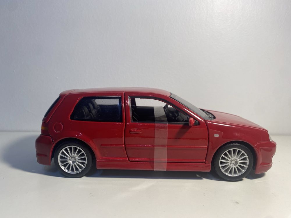 Vw golf R32 1/24