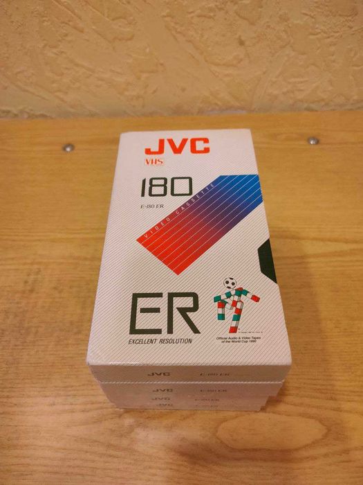 Відео Касети JVC Е-180 ЕR виробництво Німеччина.  Висилаю.