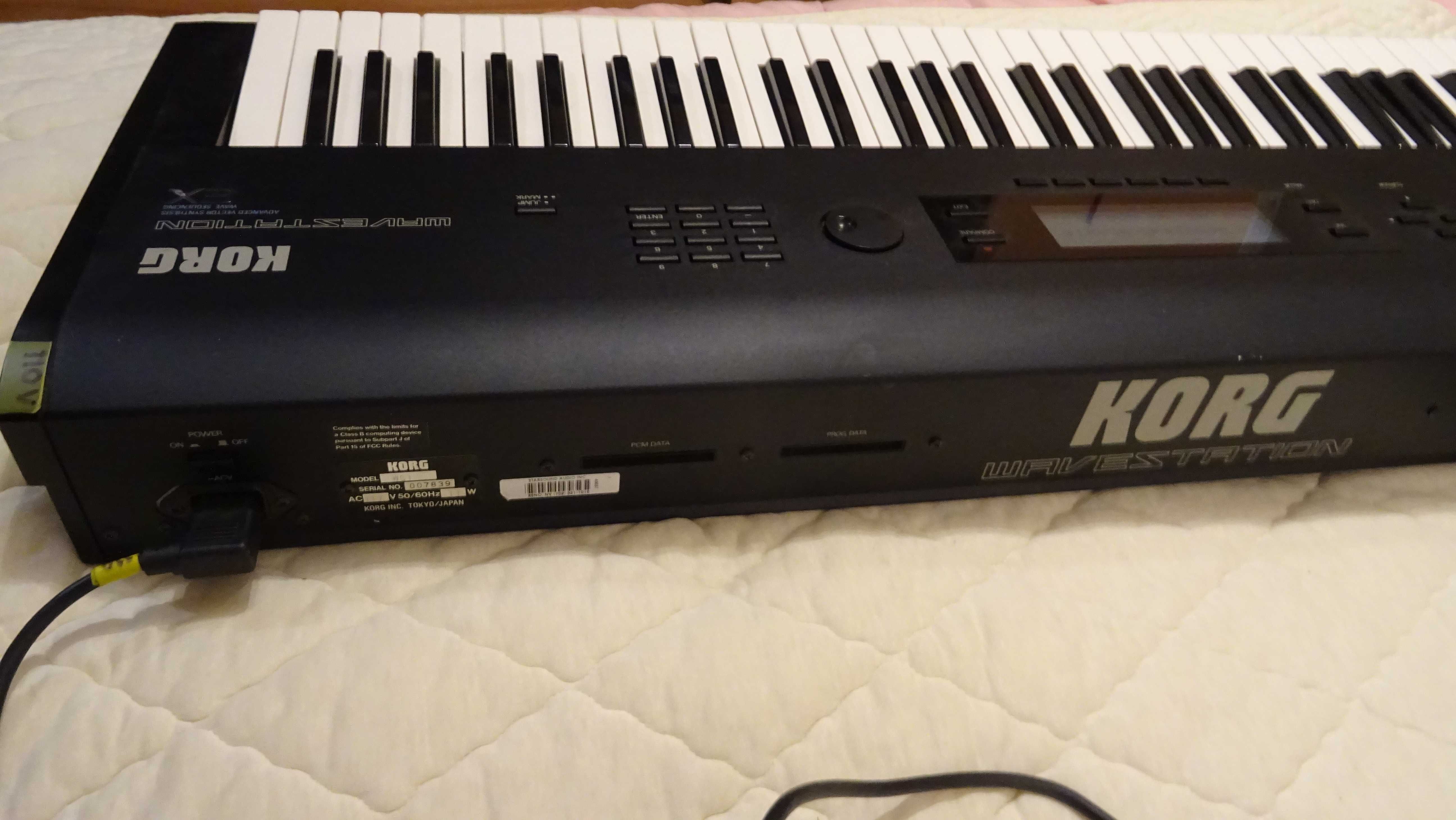 Korg Wavestation EX - klasyk vintage synth stan bdb !