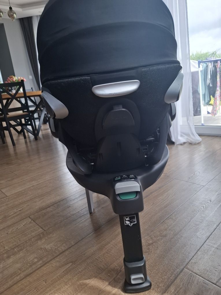 Cybex cloud I-size Z z bazą obrotową