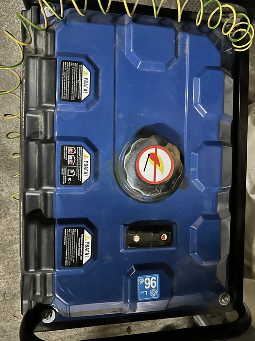 Генератор продам