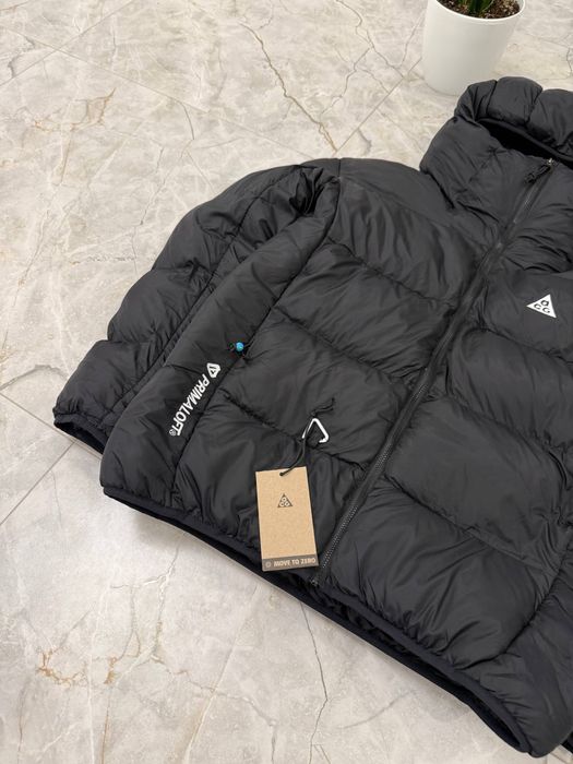 Пуховики Nike ACG білий та чорний S, M, L, XL