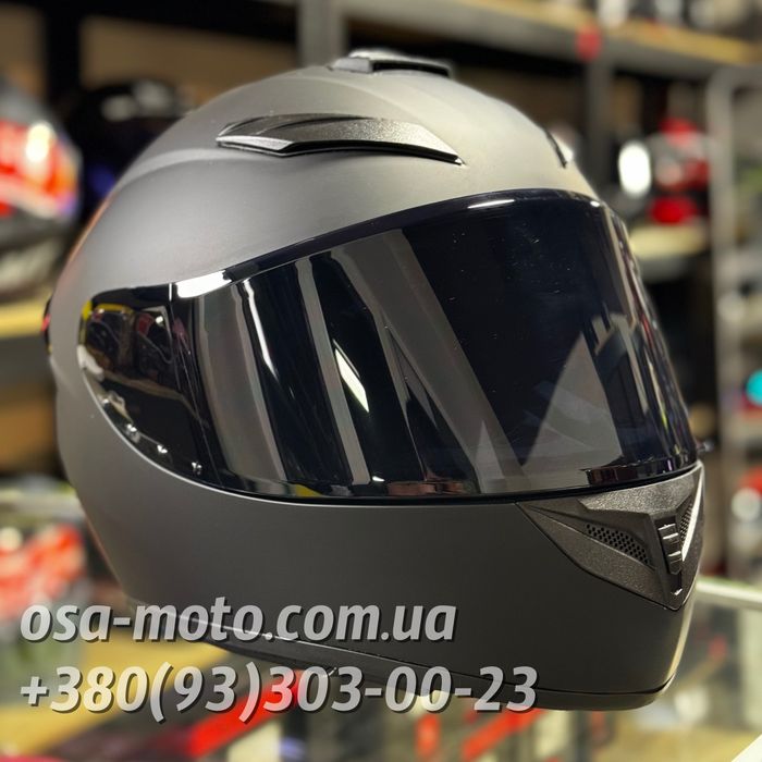 Мотошлем черный матовый с черным стеклом Шлем  черный шлем чорний мото
