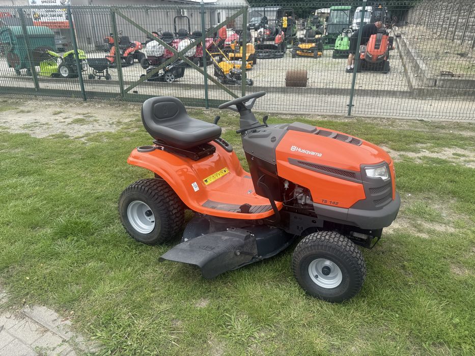 Traktorek kosiarka husqvarna TS142