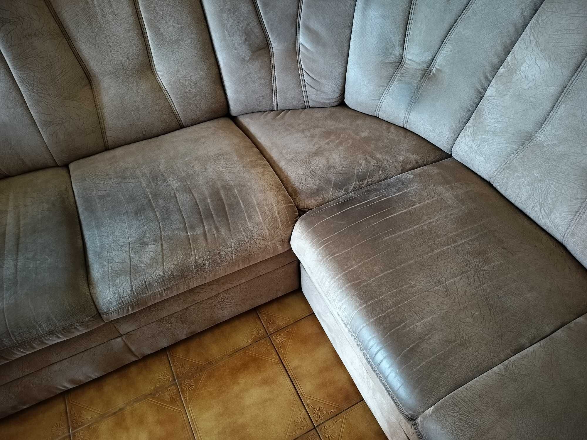 Conjunto de sofá e poltrona