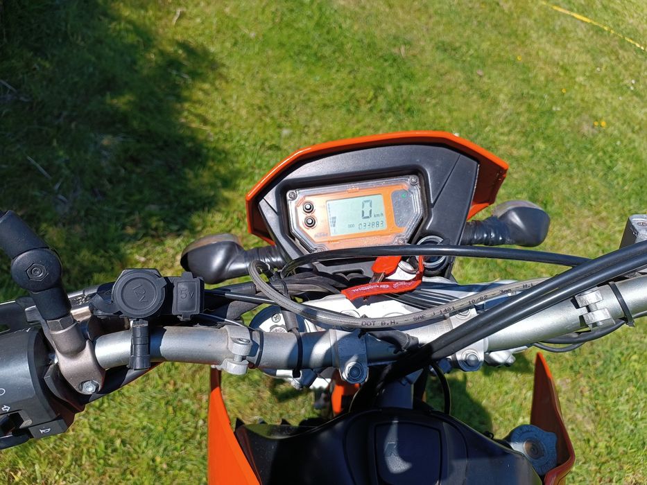 KTM LC4 640 supermoto