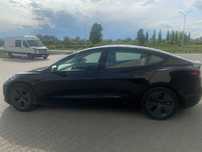 Tesla model 3 Bese  продам у відмінному стані.