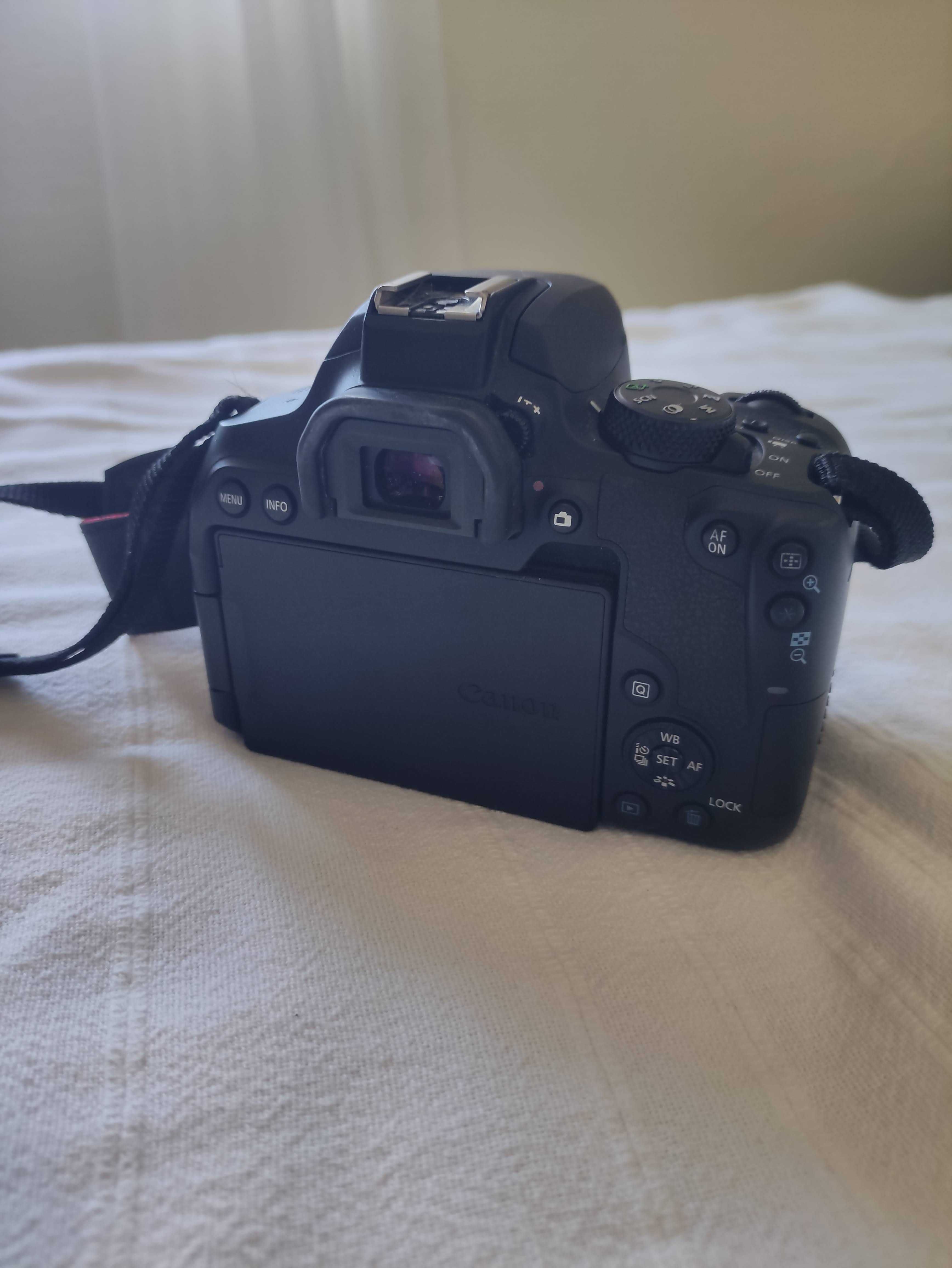 Canon EOS 850D + 2 Objetivas