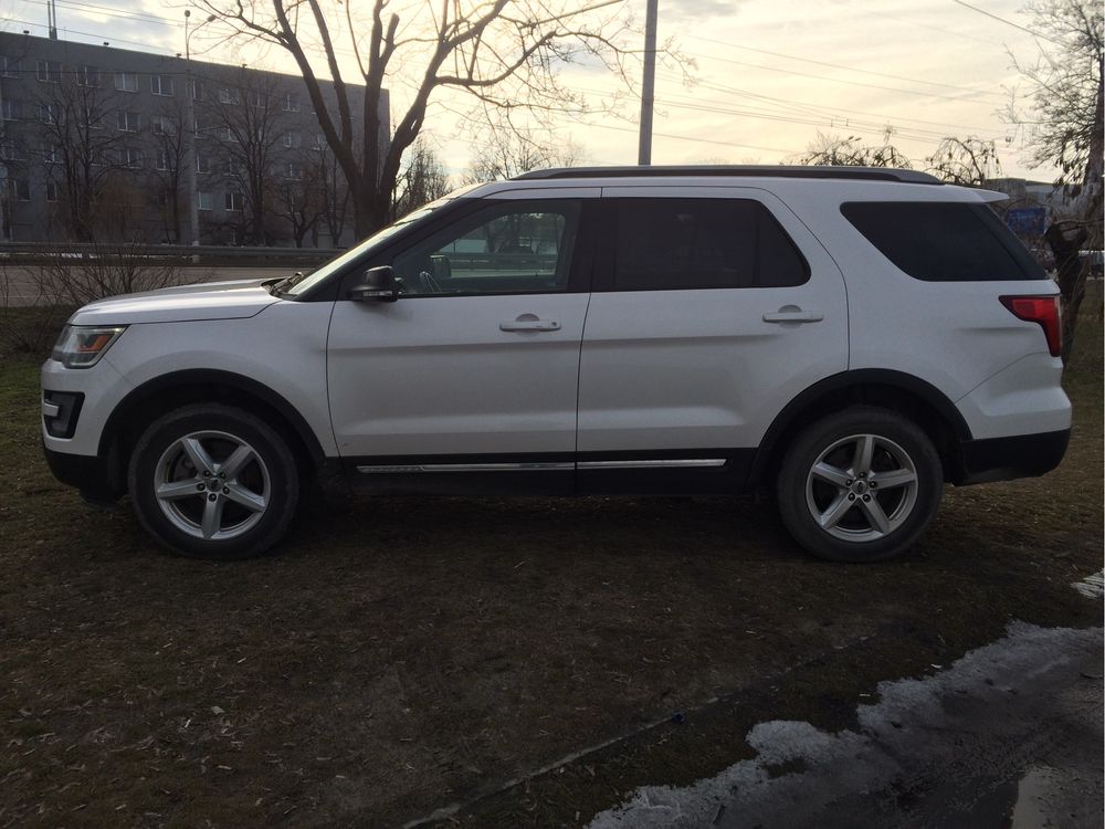 Ford Explorer3,5