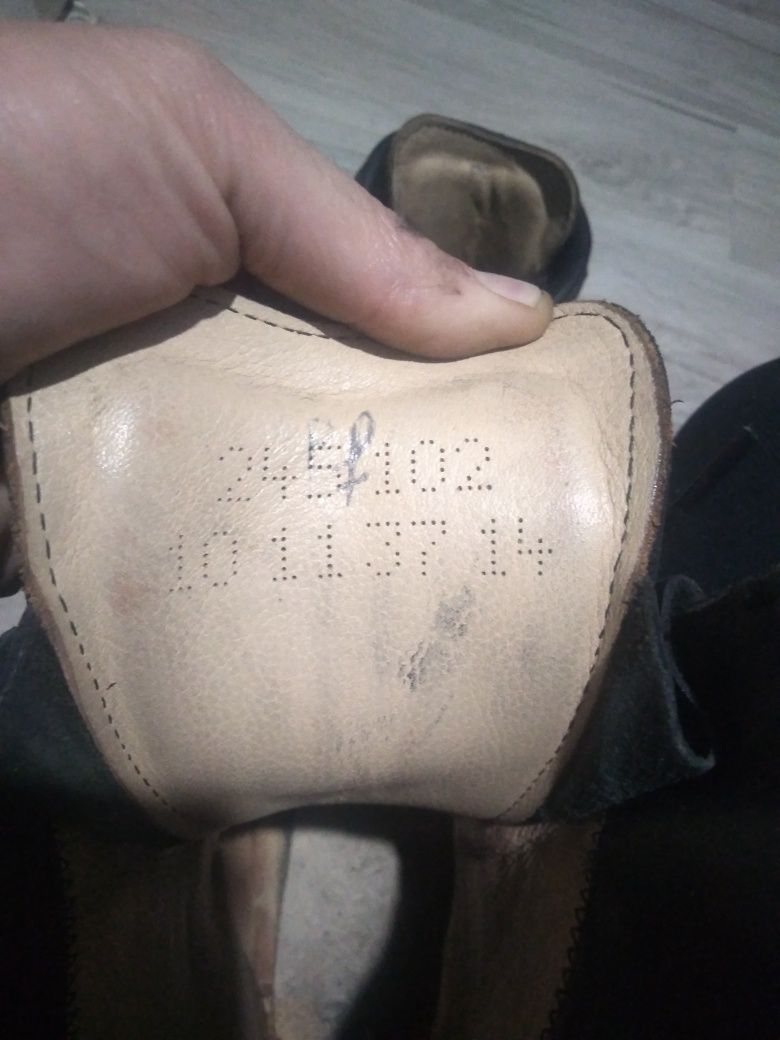 Продам берці бундес 38р.