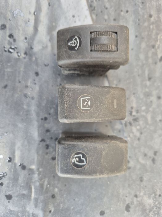 Кнопки /переключатель/реле