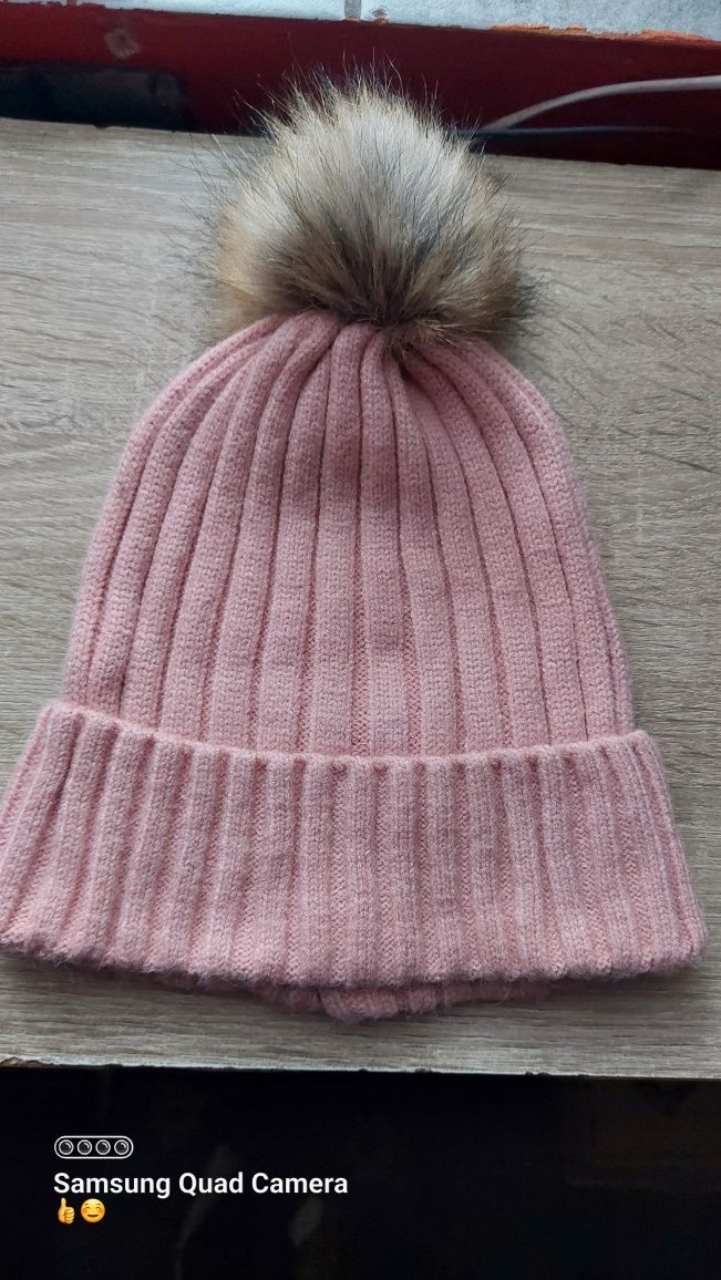 Czapka Primark..