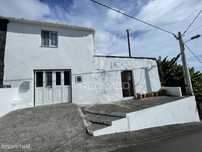 Quinta à venda em Urzelina