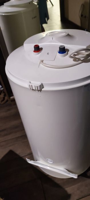 Бойлер BOSCH TR2000T 80 B Tronic 2000 T