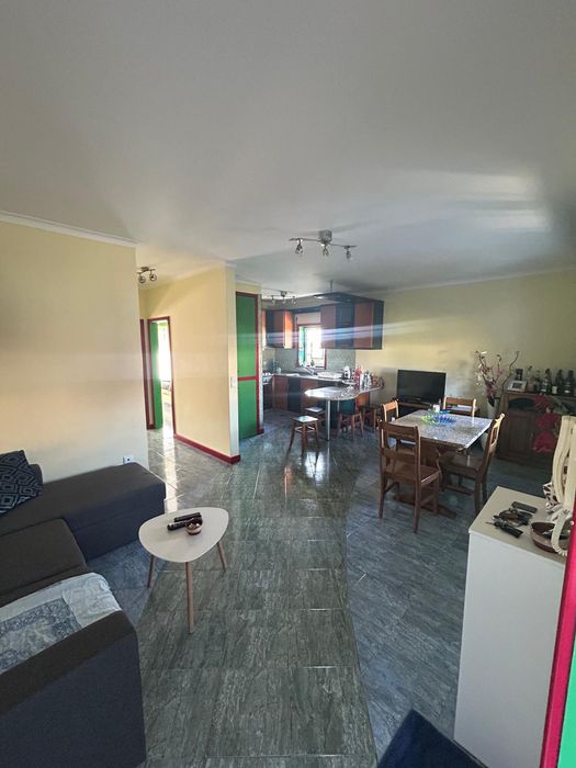 Vende-se Andar de Moradia T2 Gandra - Esposende