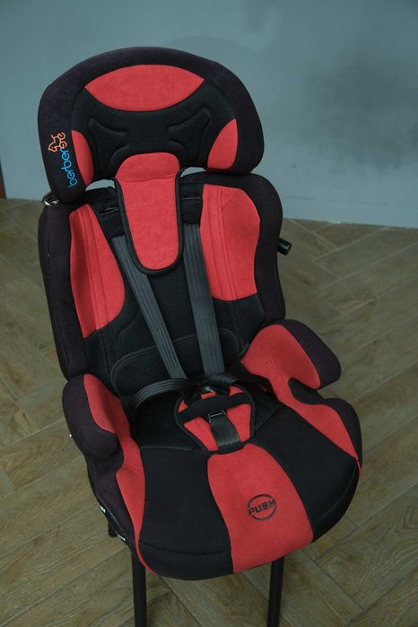 Автокрісло дитяче Berber, 9-36 кг, в гарному стані