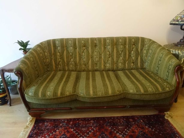 Kanapa/sofa( vintage)- stylowa (drewno-materiał) rozkładana.