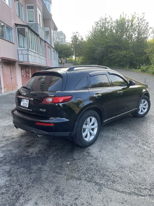 Продам Infiniti FX35