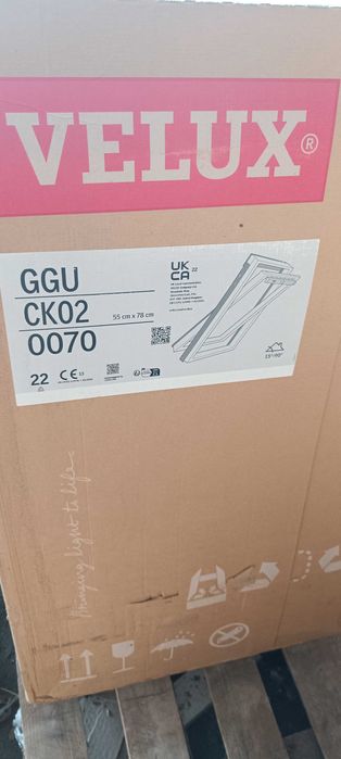 Okno dachowe VELUX GGU 0070 CK02 55x78 z kołnierzem