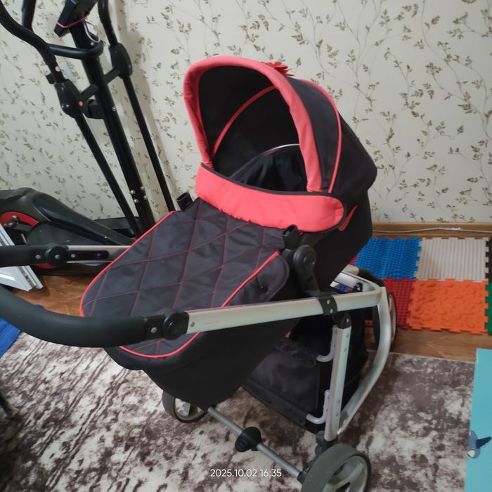 Продаю коляску 2в1