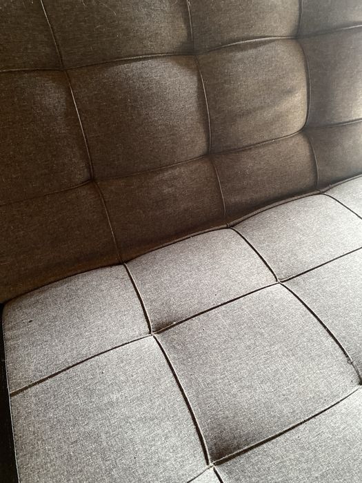 Sofa cama usado.