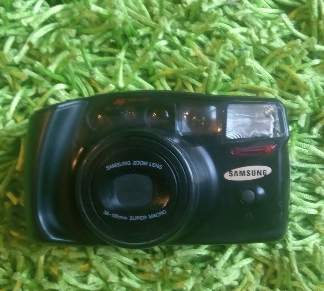 Retro aparat fotograficzny SAMSUNG AF ZOOM 1050