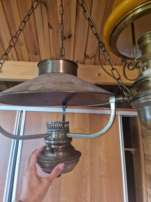 Lampa antyk jak naftowa