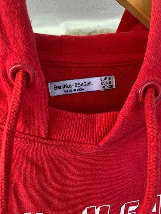 Camisola curta aberta nos lados com capuz Short Sweatshirt Bershka