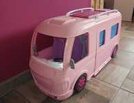 Camper Barbie z basenem