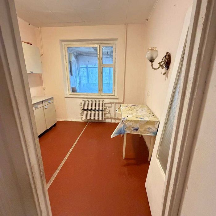 Продам велику! 3 лоджії! 2-к.квартиру на ж/м Лівобережний-3!