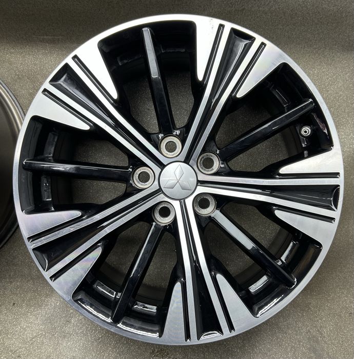 Диски R18 5 114.3 et38 J7 Оригінал Mitsubishi ASX outlandar lancer X