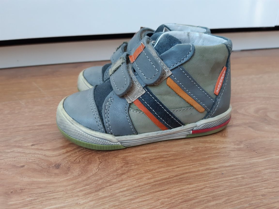 Buty półbuty przejsciowe adidasy wiosenne Mazurek skóra 22r  13.5 cm