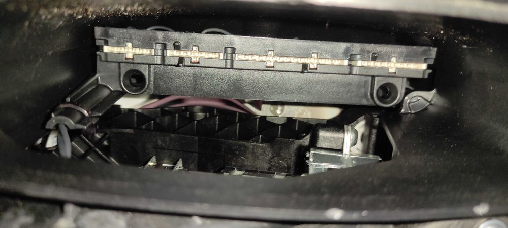 Lampa BMW f10 f11 lift lci bi xenon lewa prawa skrętna