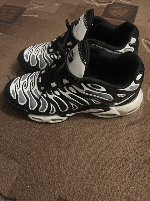 Кросовки Nike air max tn plus drift