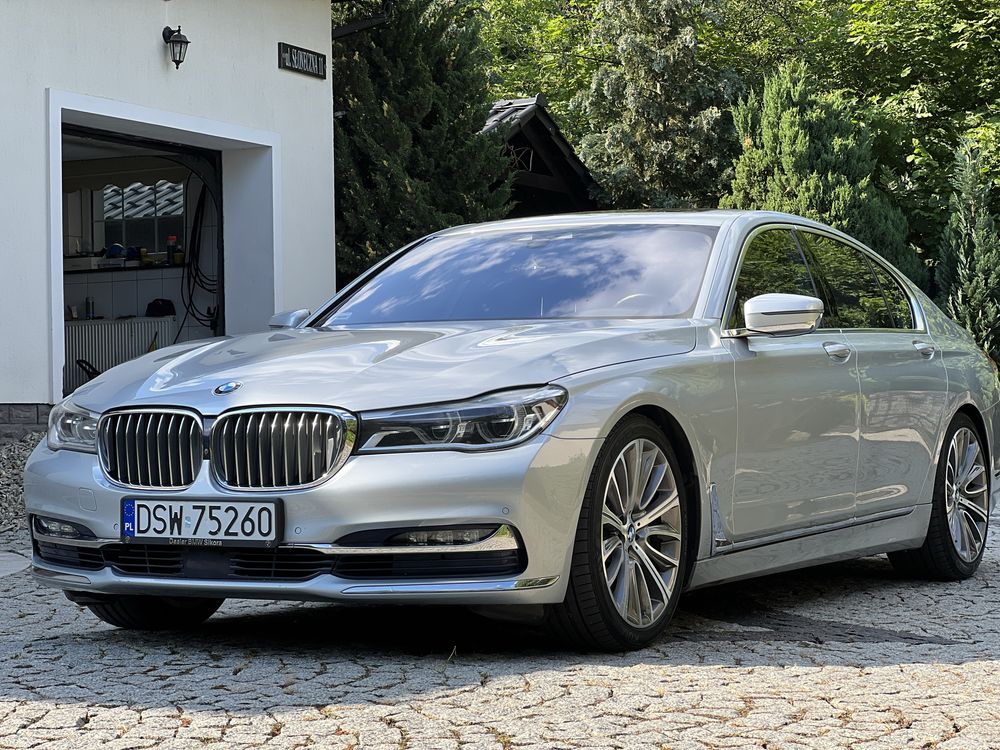 Bmw 7 super stan