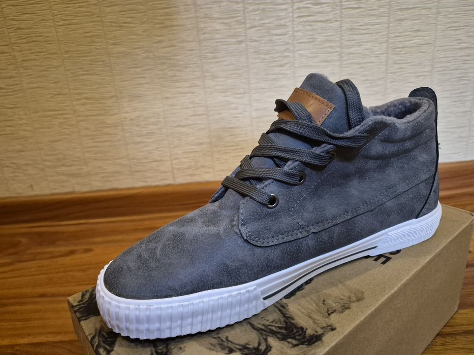 Кеди зимові, нові