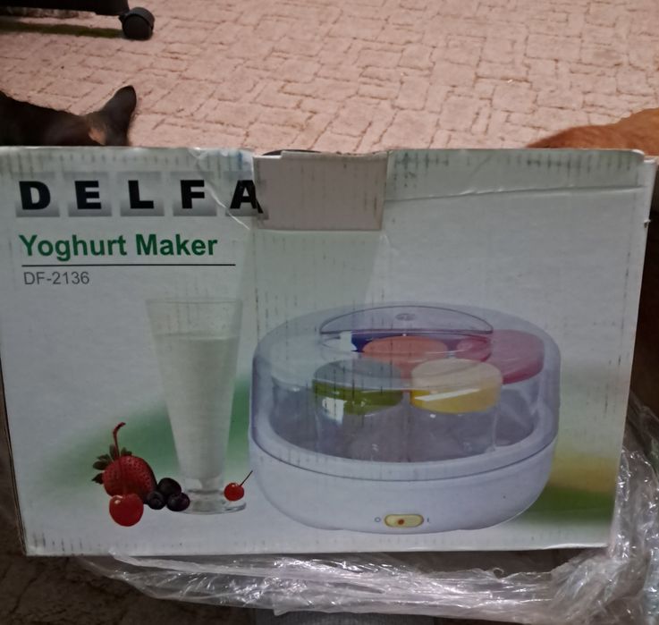 Продам йогуртницу Delfa