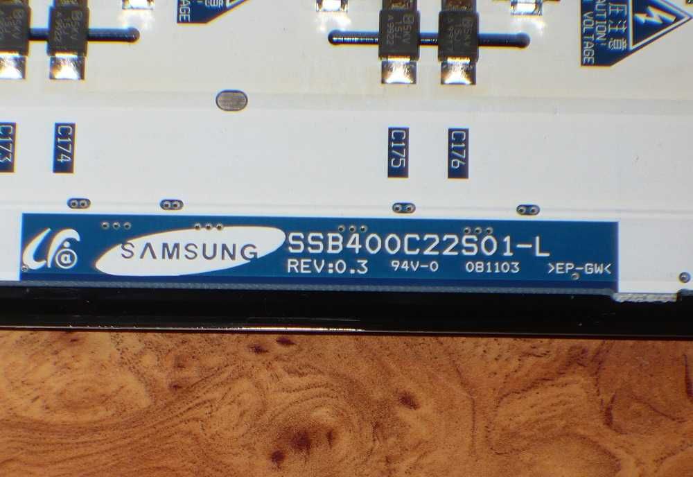 Płytki złącz świetlówek SSB400C22S01-R i SSB400C22S01-L