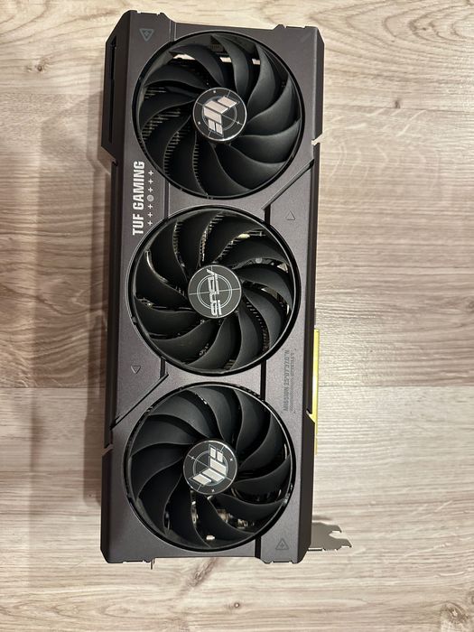 Karta graficzna RTX 4070 SUPER TUF GAMING