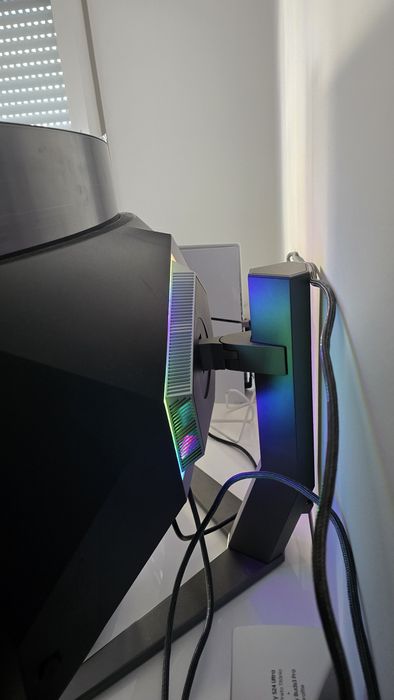 Monitor Gaming Curvo AOC Agon Pro Oled 44.5