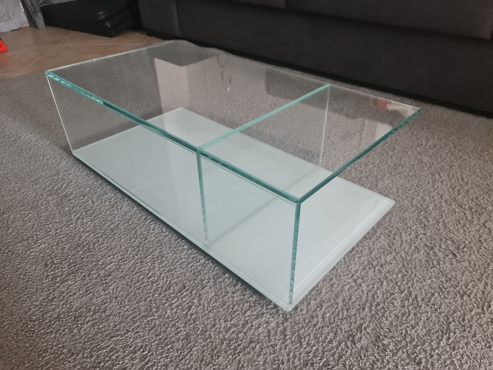Mesa de centro pequena em vidro entrego grátis