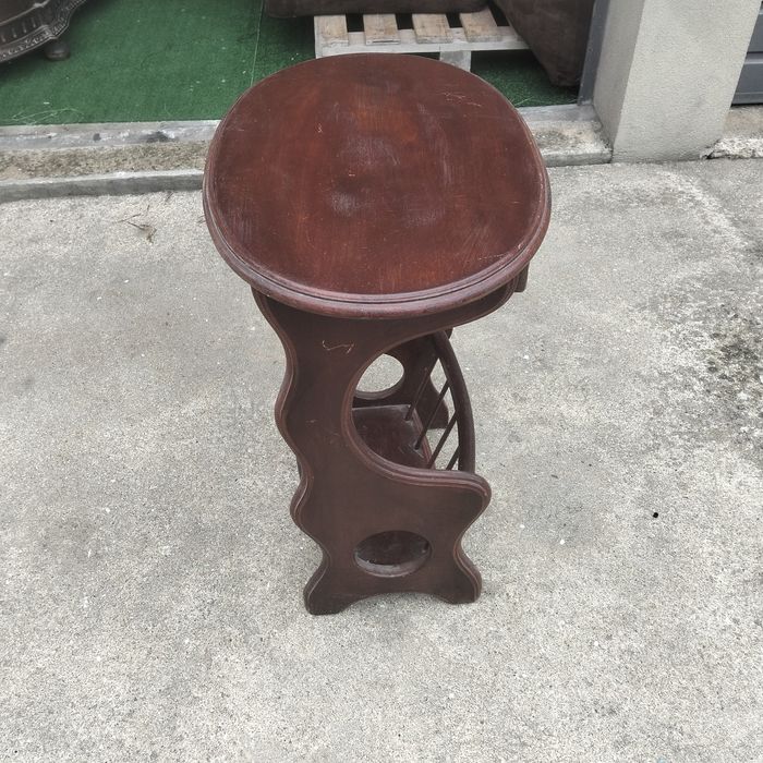 Mesinha de entrada antiga