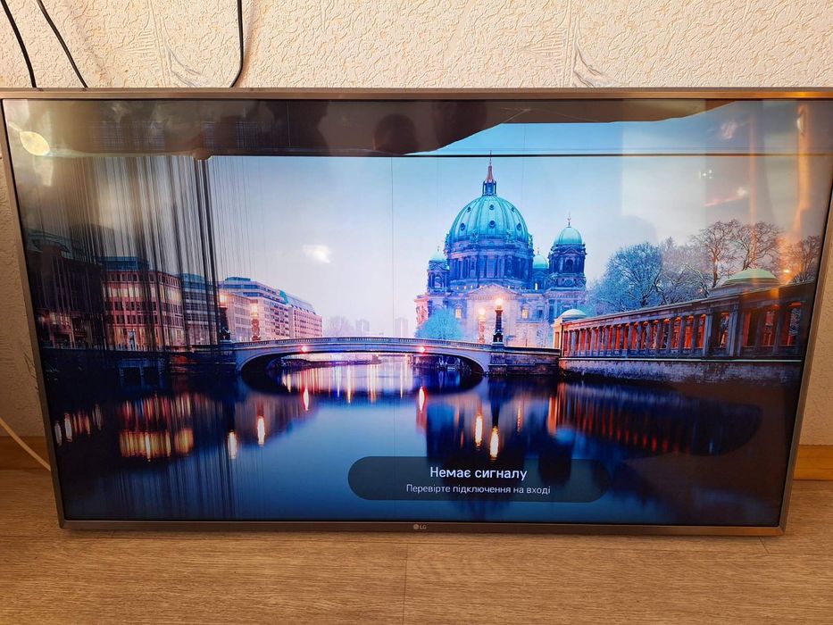 Телевизор LG 49UJ670V-ZD