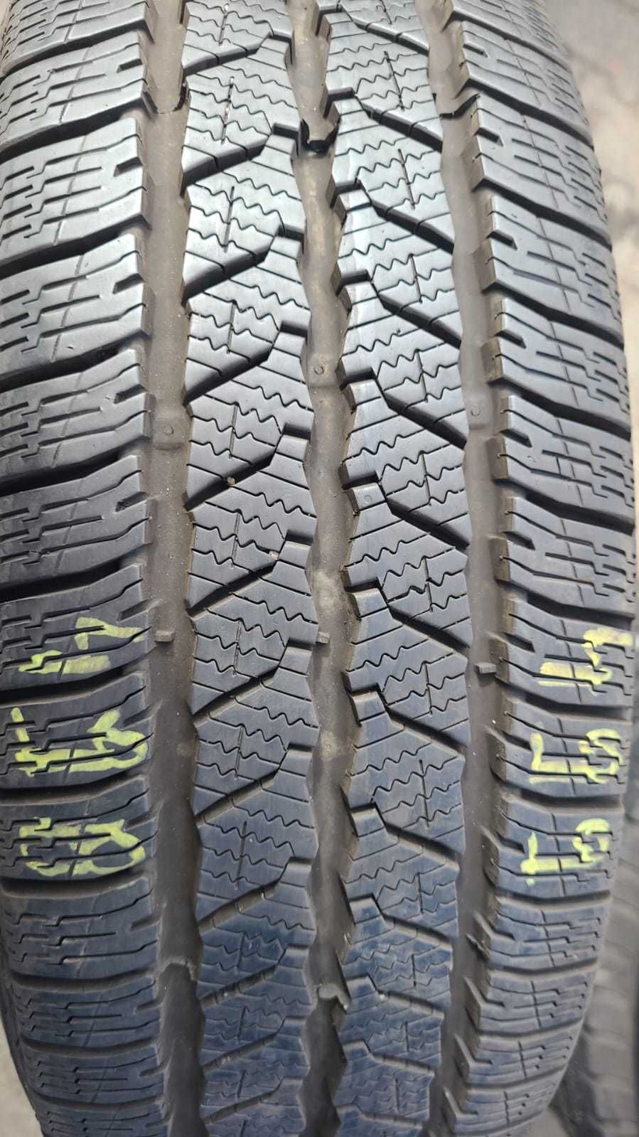 1x 205/70 R15C Continental VanContact Winter / 628