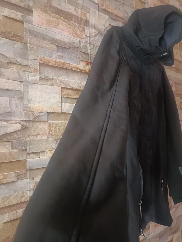 Kurtka damska przejściowa Softshell jacket rozmiar M . Bench