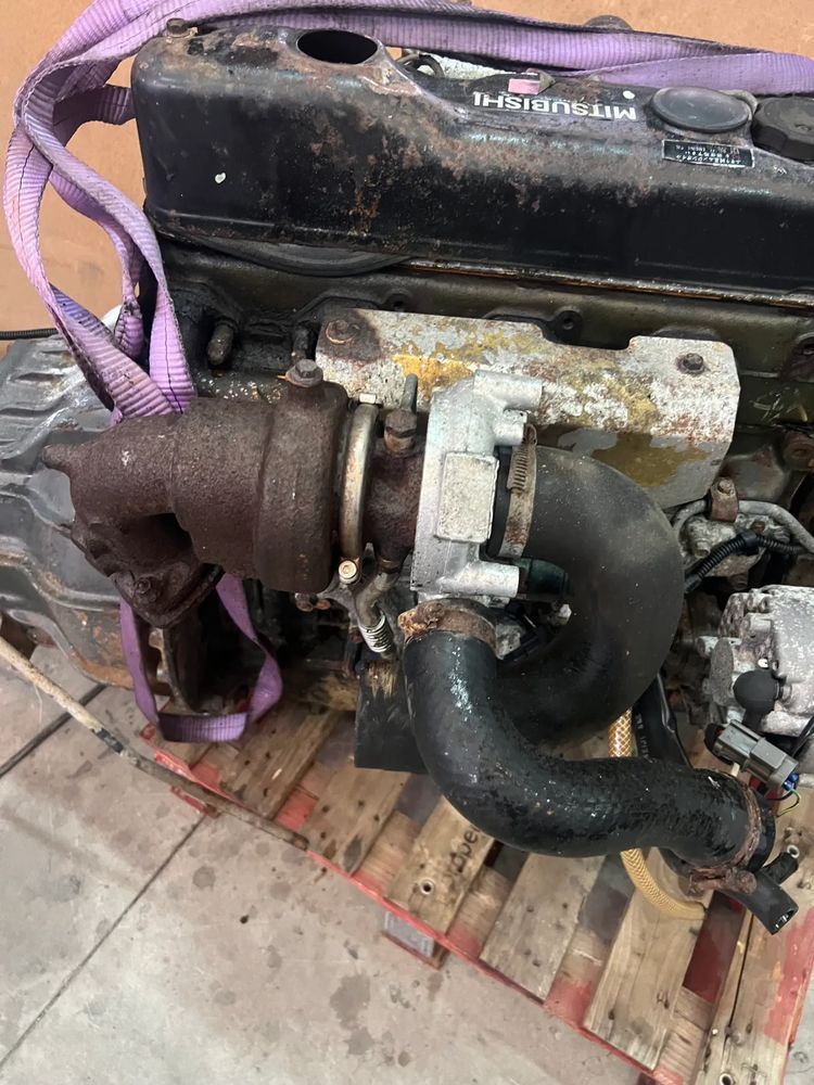 Motor Mitsubishi Canter 3.9 bomba mecanica 4D34