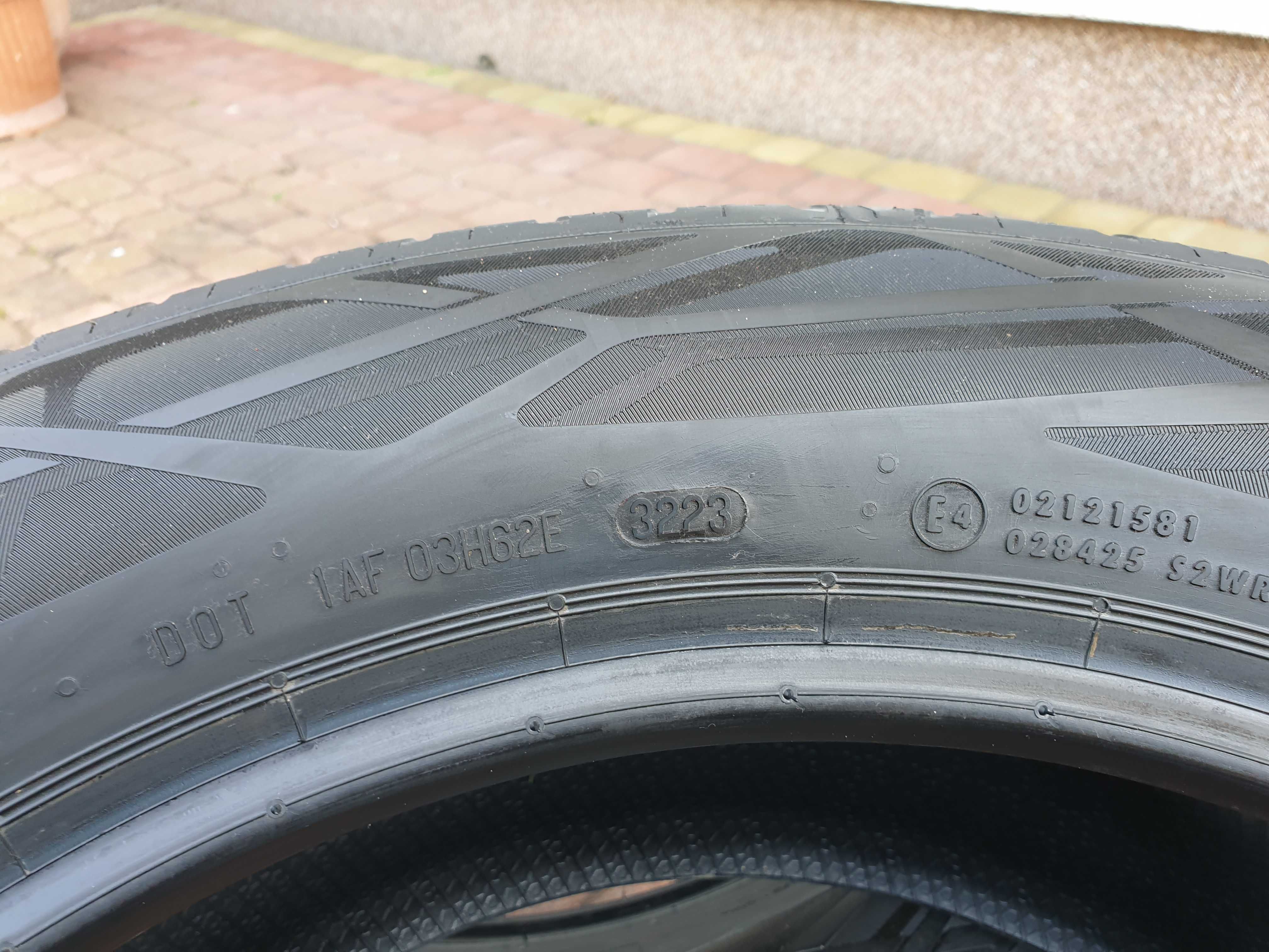 Opony Continental 235/55 R 18