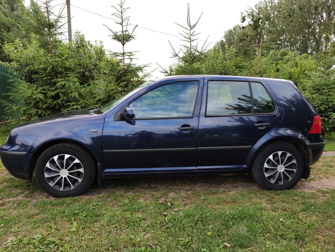 Volkswagen golf 4