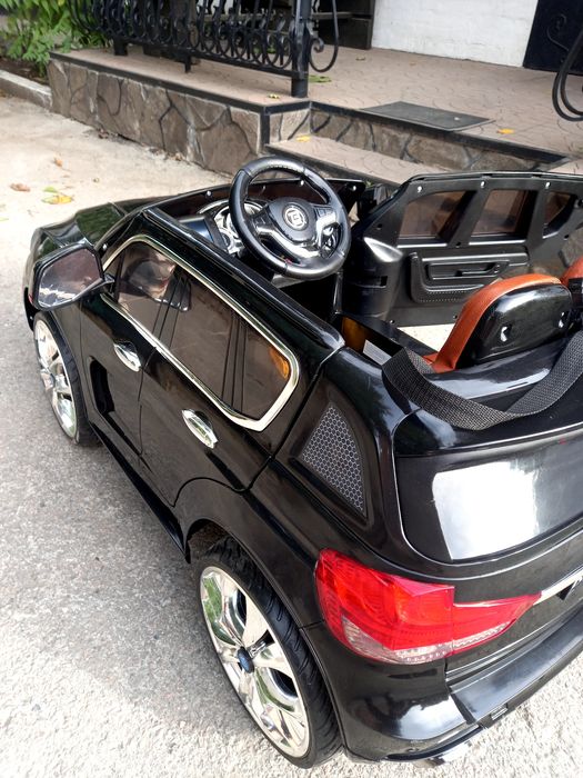 Електромобіль  БМВ